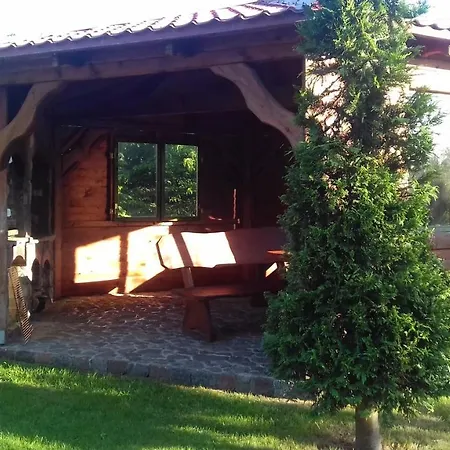 Pokoje U Agnieszki ホテル Mieroszyno